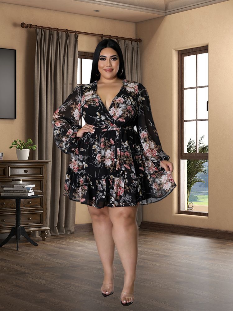Women's Plus-Size Shop and Clothing